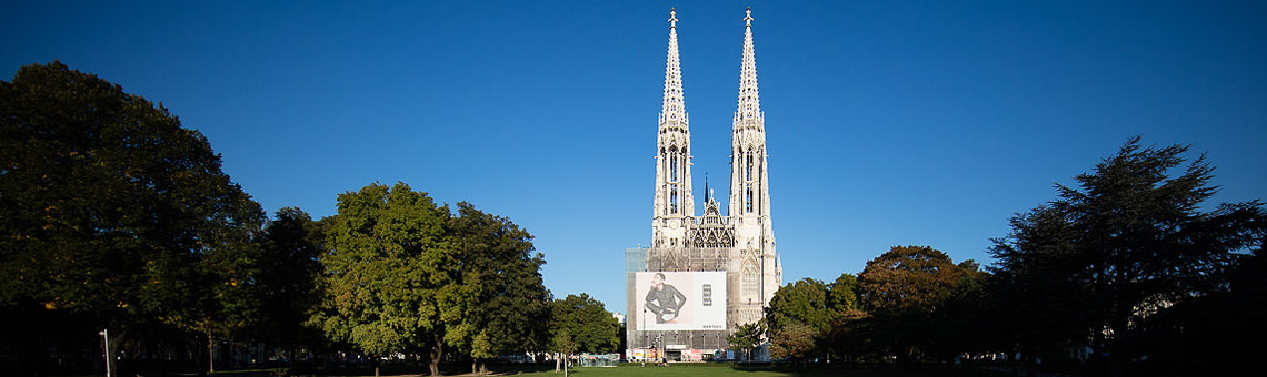 Slider Votivkirche und Vorplatz