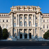 Detail Justizpalast