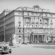 Wien 1, Morzinplatz. 'Hotel Metropole' (Hauptquartier der Gestapo). Gesamtansicht über Eck von links. © ÖNB / Lobinger (74.940B)